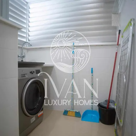 Casa Santiago Ivan Luxury Homes 9ªplta Posterior 1ªlinea 奥罗佩萨德尔马